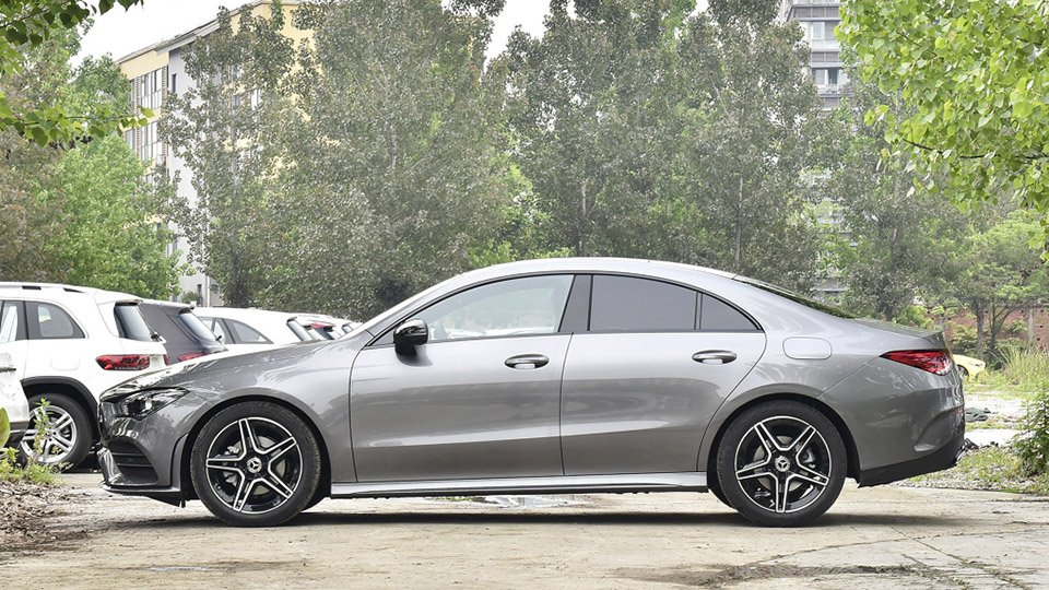 油费:目前奔驰cla关注度最高的是全系的入门车型, 2021款 cla 200