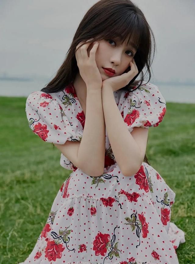 虞书欣张彬彬新剧官宣,森气十足,两个人看起来好有cp感休闲区蓝鸢梦想 - Www.slyday.coM