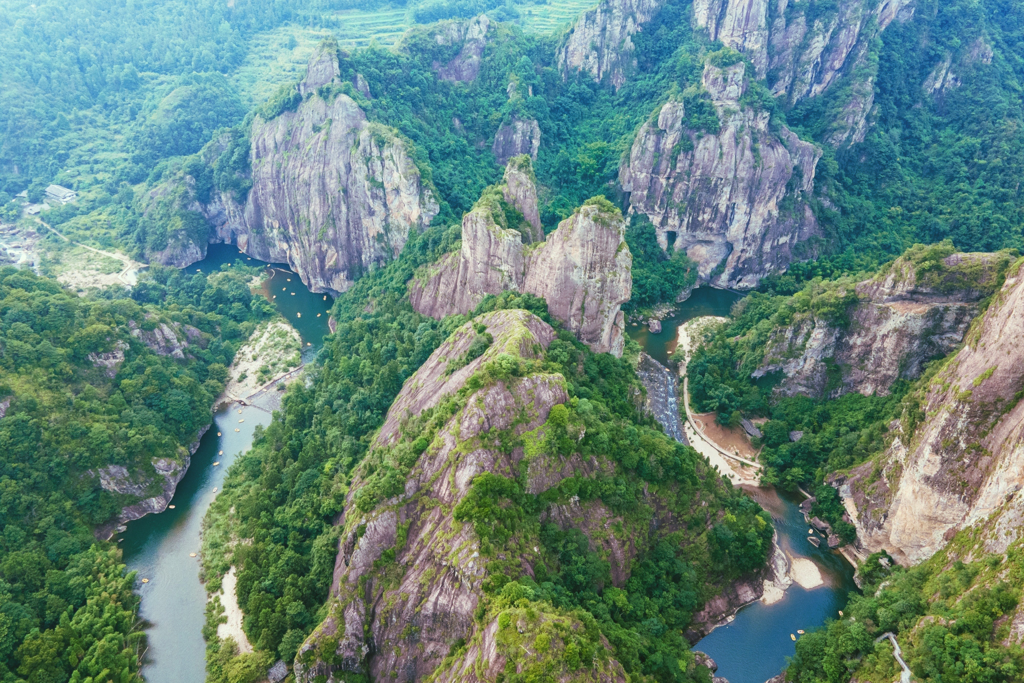 5公里落差50米,惊险刺激又安全|石桅岩景区|石桅岩|全长_新浪新闻