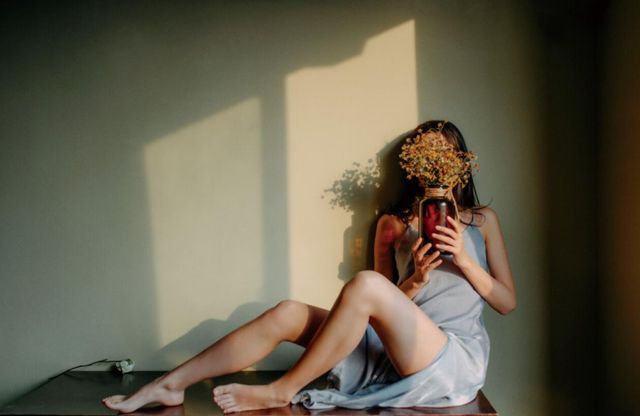 婚礼当天,新娘闺蜜团被恶搞,新郎的态度让新娘怒斥:这婚不结了休闲区蓝鸢梦想 - Www.slyday.coM 婚礼当天,新娘闺蜜团被恶搞,新郎的态度让新娘怒斥:这婚不结了休闲区蓝鸢梦想 - Www.slyday.coM