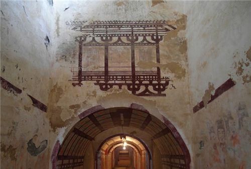 陕西咸阳长乐公主墓墓主不幸早死墓室被盗壁画精美