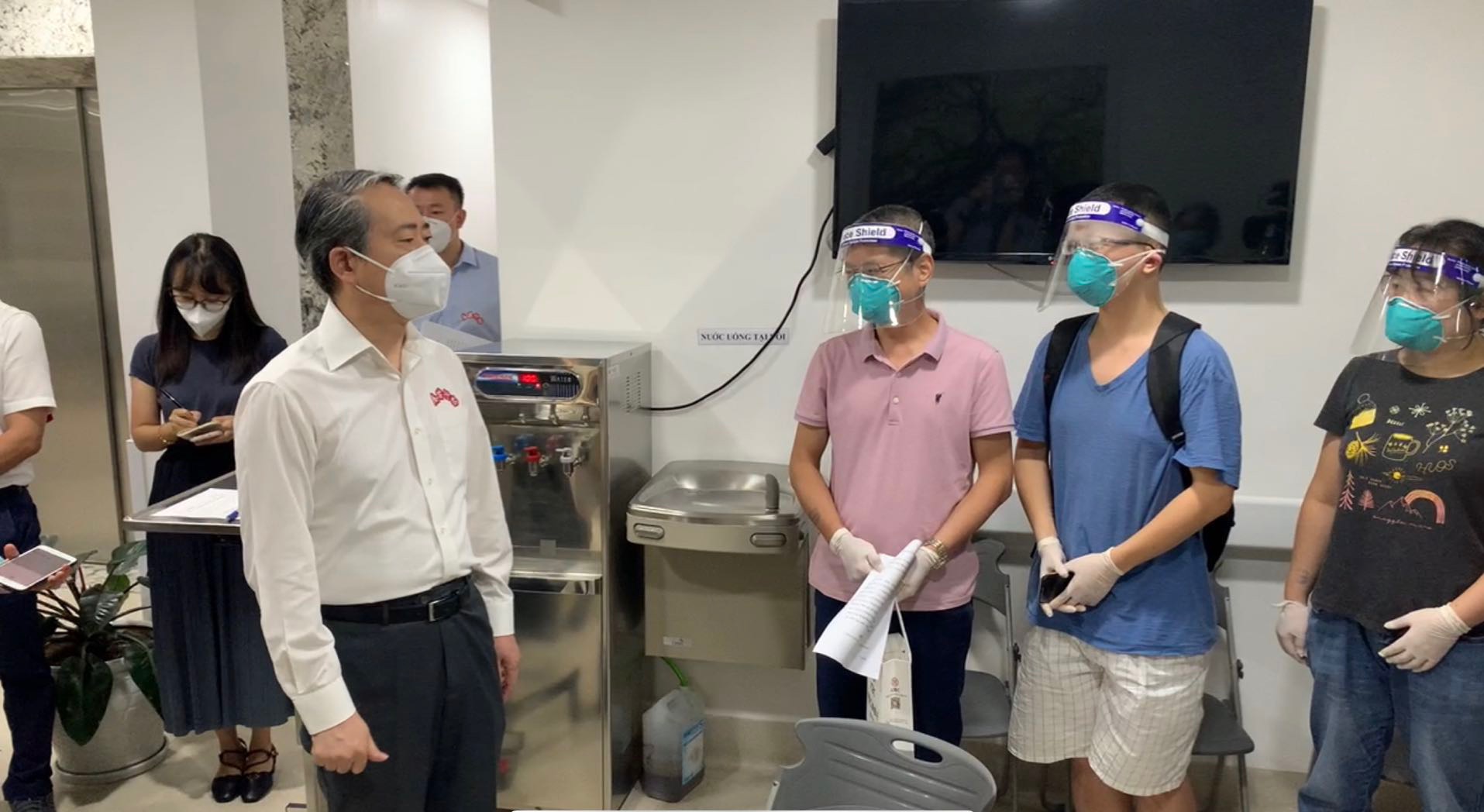 为海外中国公民接种新冠疫苗的春苗行动在越南正式启动