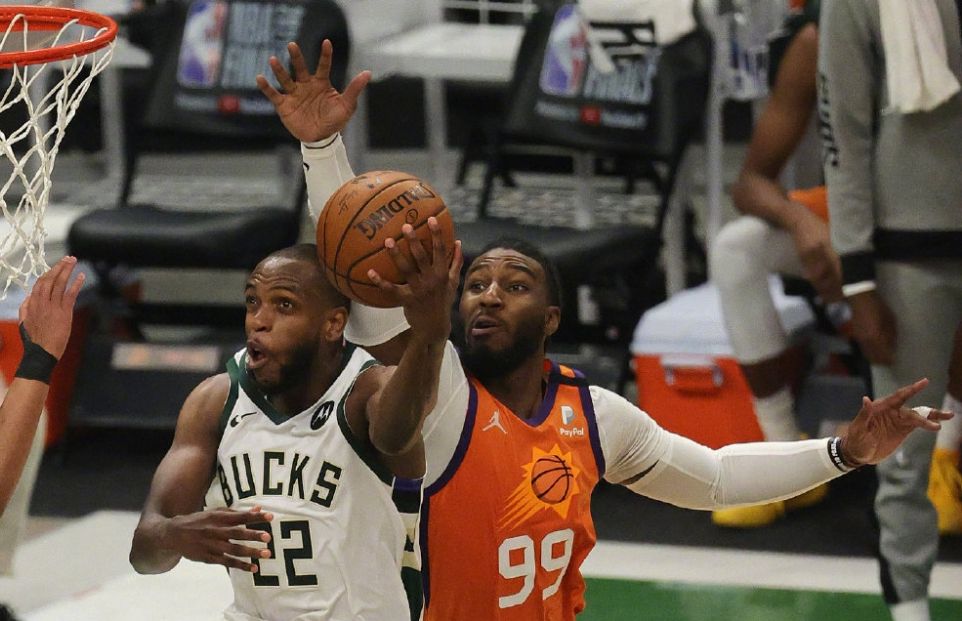 G4裁判报告官宣!雄鹿3次获利,布克6犯被无视：太阳胜利被偷走了休闲区蓝鸢梦想 - Www.slyday.coM