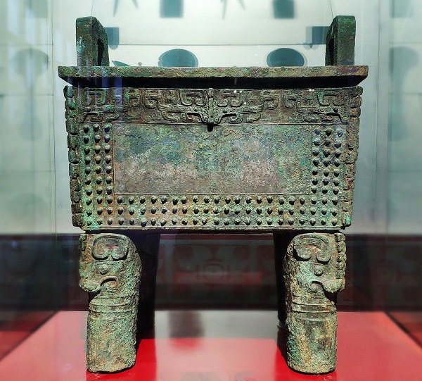 商青铜器司母辛鼎殷墟博物馆藏