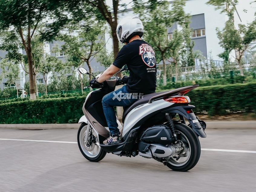 n个不能拒绝的理由试驾比亚乔medley