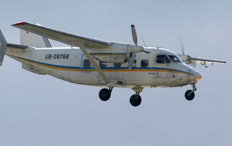 俄媒:一架载17人的安-28客机在西伯利亚上空失踪|西伯利亚|安-28_新浪