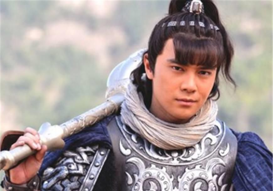 裴行俨跟演义小说中的裴元庆一样,确实是裴仁基的儿子,成名却比程咬金