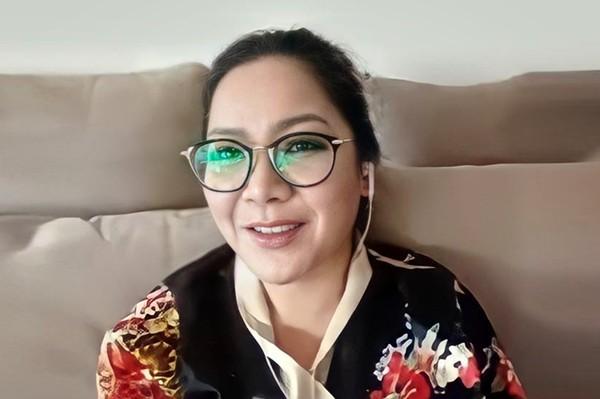 印尼男子坚称世上没有新冠，跟确诊患者嘴对嘴呼吸，最终死于新冠休闲区蓝鸢梦想 - Www.slyday.coM