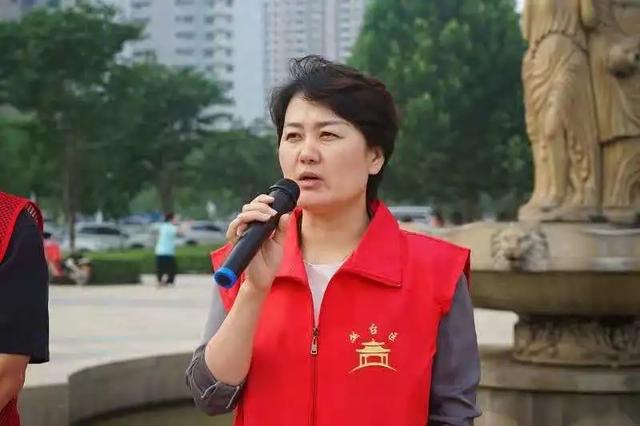 邯郸丛台区区委副书记代区长刘丹持续晨查文明城市建设工作