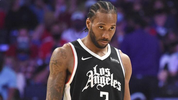 莱昂纳德最可能跳出合同和快船续约或者换队,独行侠预计展开追求