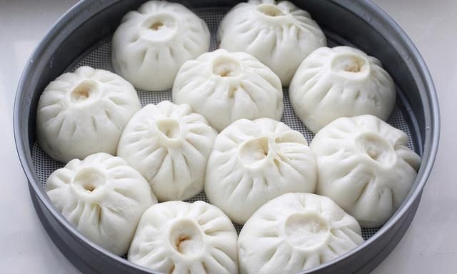12.暄软美味的大包子就出锅了,南方北方都爱这早餐!