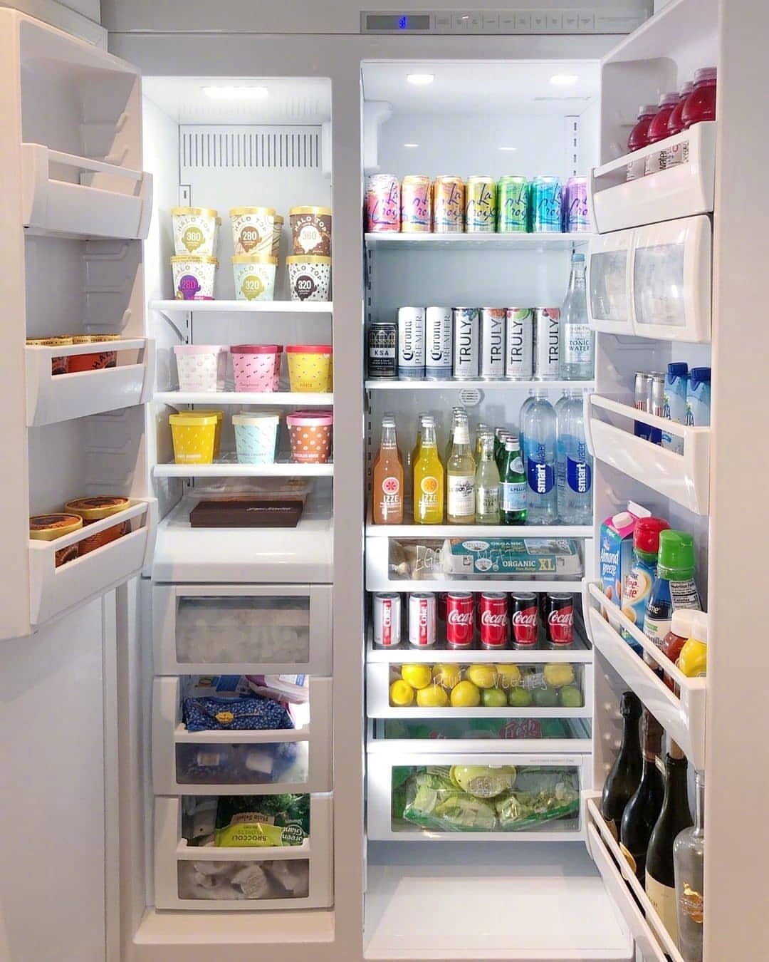 装满美食的冰箱图片图片