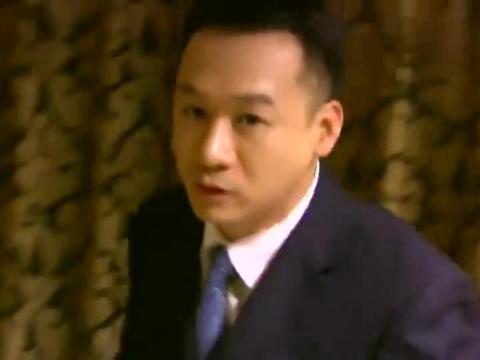《相爱十年》超哥跟刘启闹翻,刘启脱下西装后,两人扭打在一同|刘启|相爱十年_新浪新闻