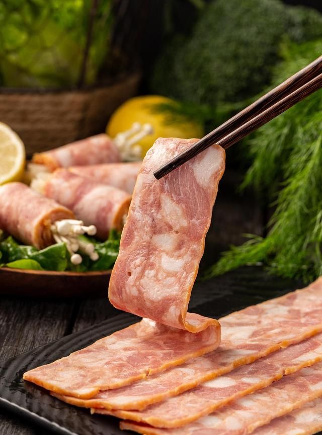 多数人认为是猪五花肉做的,其实不是的|培根|娃娃菜|培根肉_新浪新闻