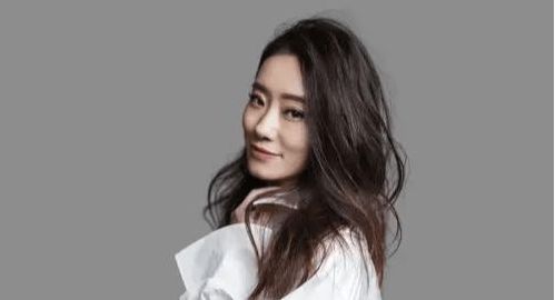 张小斐新电影2021 10月开始拍摄《交换人生》扮演陆小谷