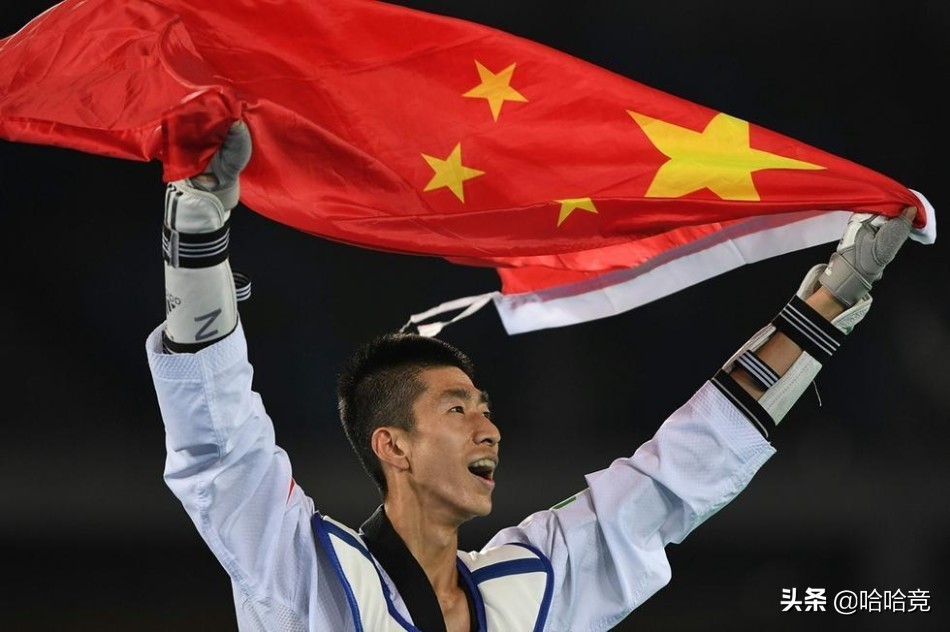 东京奥运会开幕式中国双旗手！朱婷、赵帅携手执旗引领入场休闲区蓝鸢梦想 - Www.slyday.coM