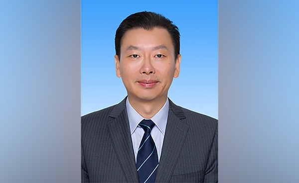 文学博士李凤亮出任南科大党委书记 - Vimarsana News