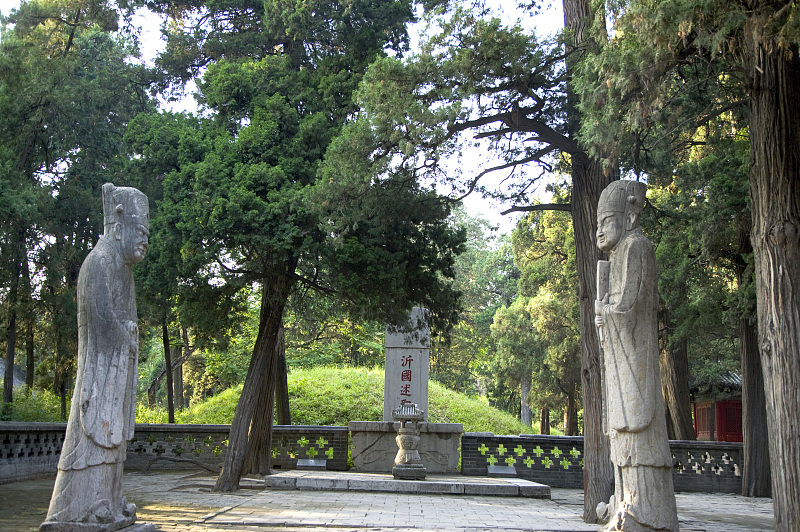 曲阜孔庙,孔林和孔府(temple and cemetery of confucius and the