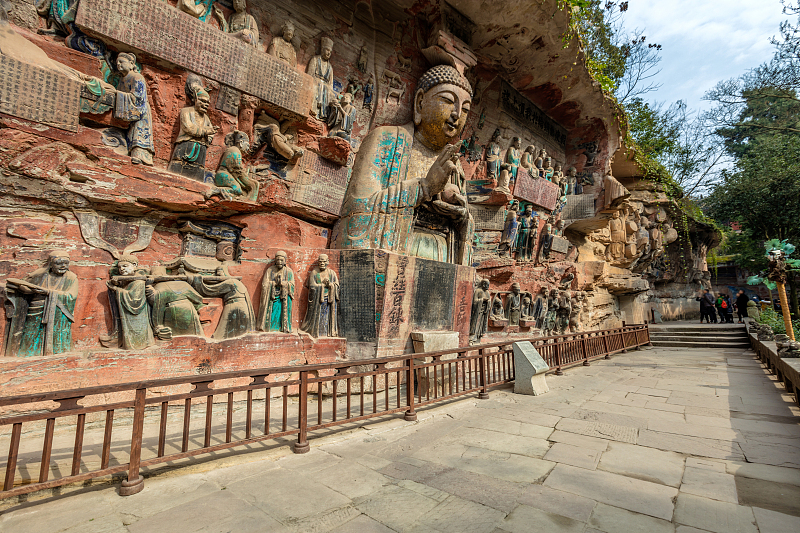 大足石刻宝顶山景区摩崖石刻造像