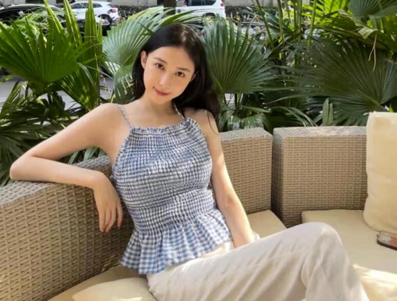 潘玮柏妻子晒老公视角大片小腹平坦破怀孕传闻
