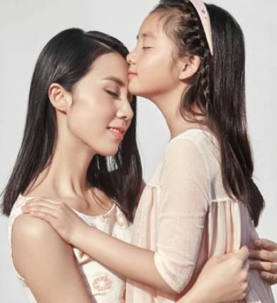 女明星整没整容,看她们的孩子就知道了,最后一位基因太强大!休闲区蓝鸢梦想 - Www.slyday.coM