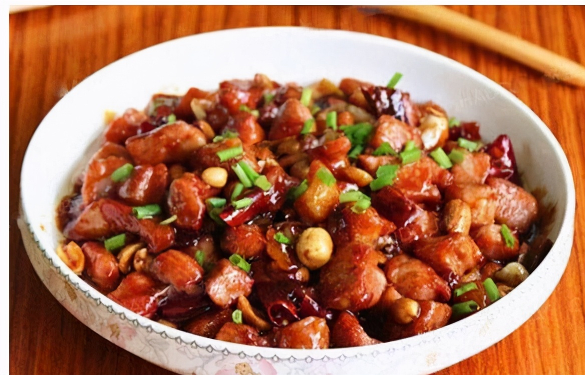 宫爆肉丁的做法