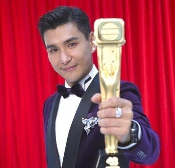 tvb 前视帝陈展鹏"耍大牌"要求加薪,惨遭高层拒绝兼反击