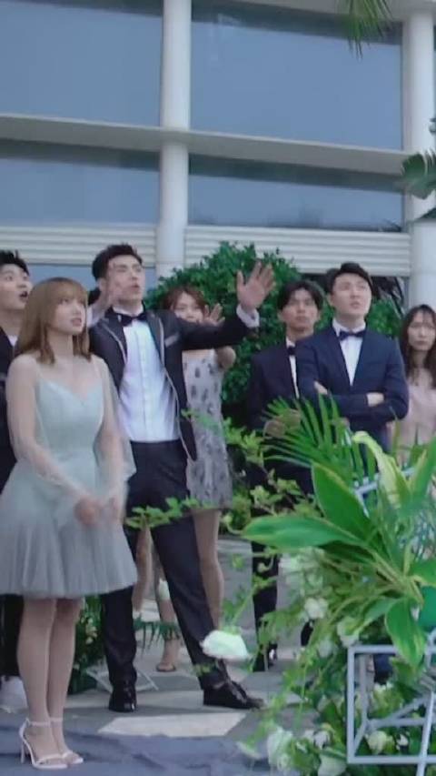 《你微笑时很美》艾佳陈今阳婚礼花絮