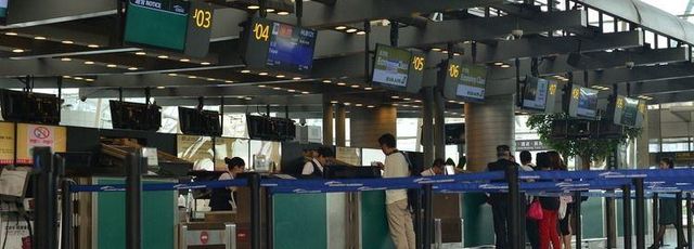 在网上订了飞机票怎么取票