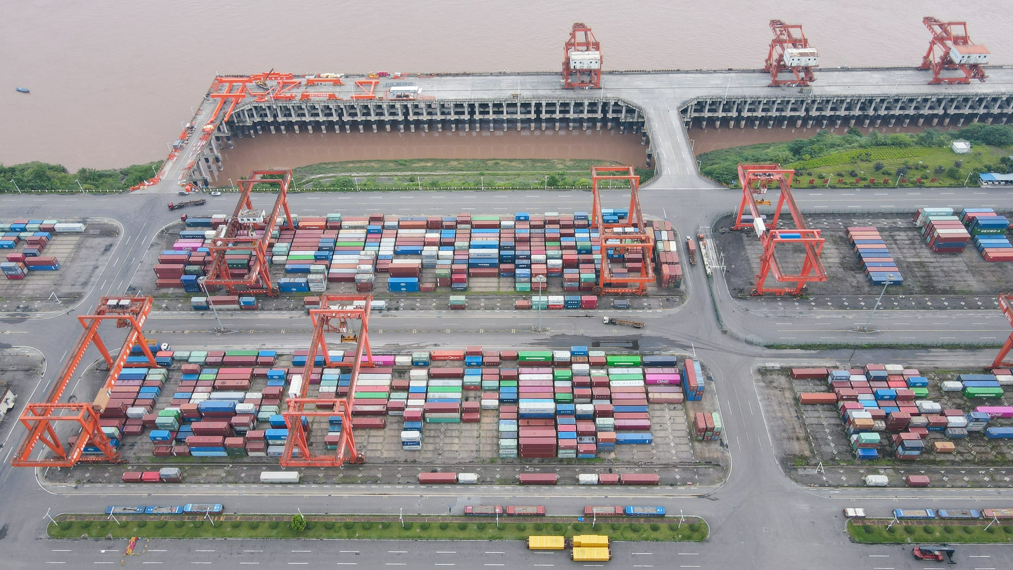 7月19日拍摄的重庆果园港(无人机照片).