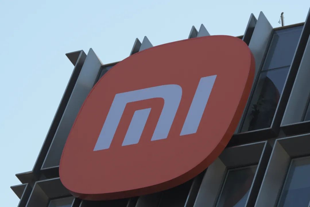 小米汽车期权计划中的冲锋号。