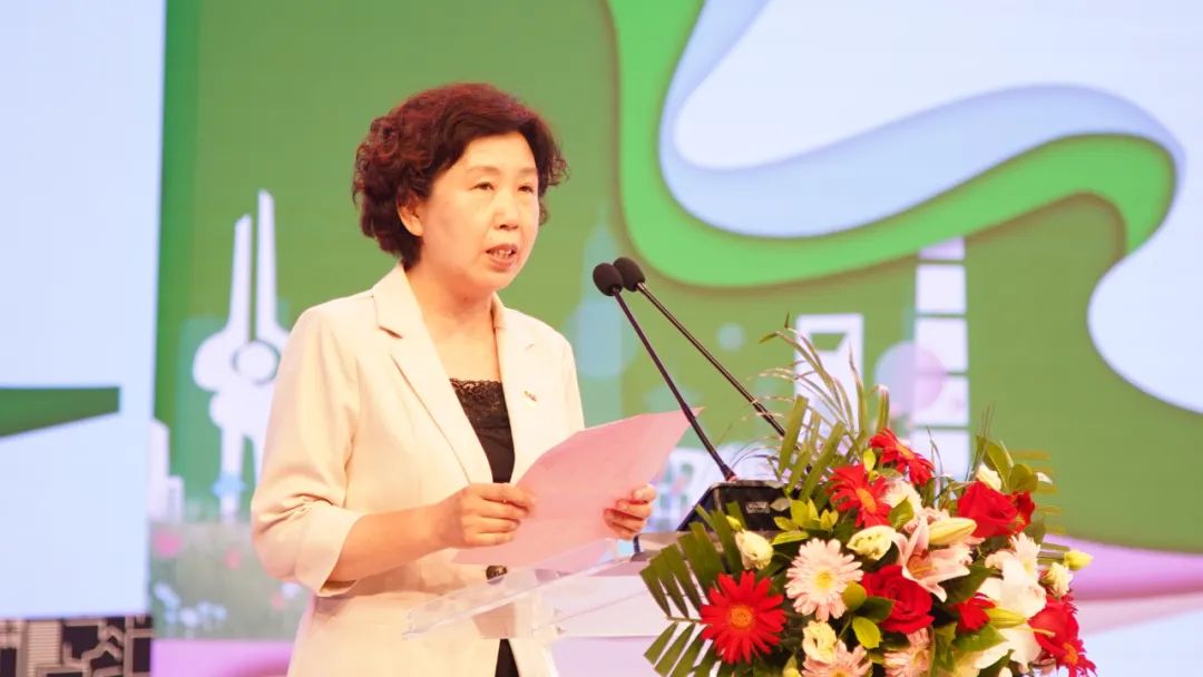 济南推出安全共享头盔:全市10处领取点,押金55元