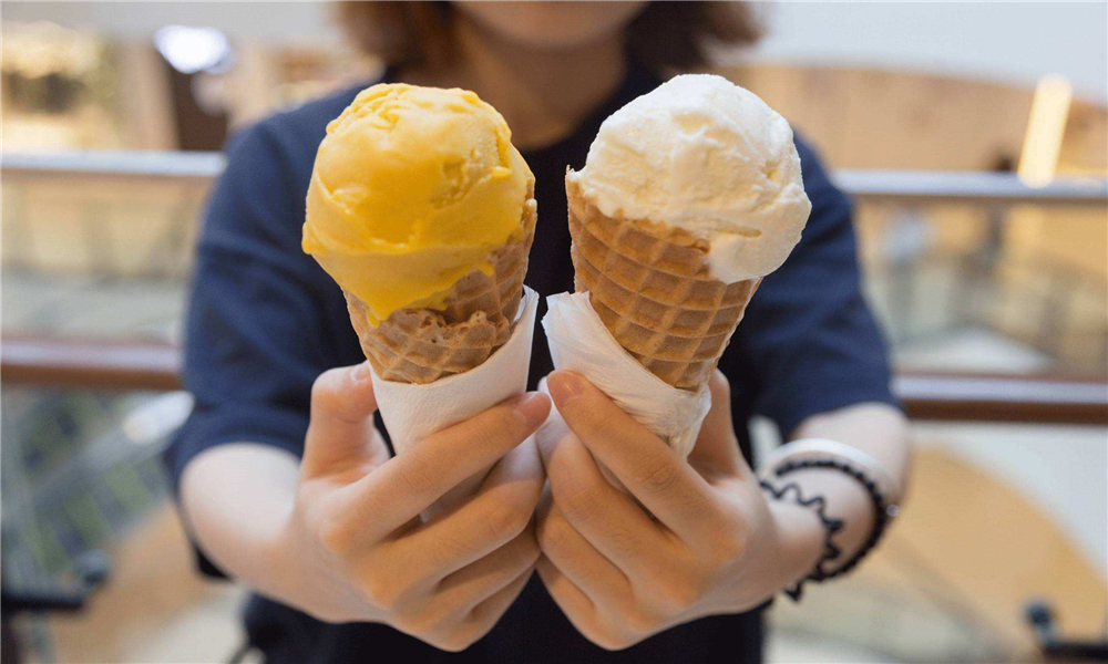 夏天常吃冰淇淋的孩子和很少吃雪糕的娃,差别有多大?爸妈需注意