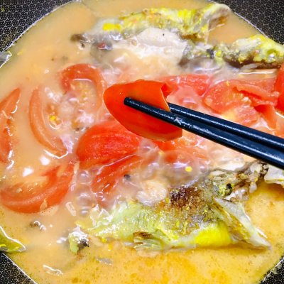 番茄黄骨鱼