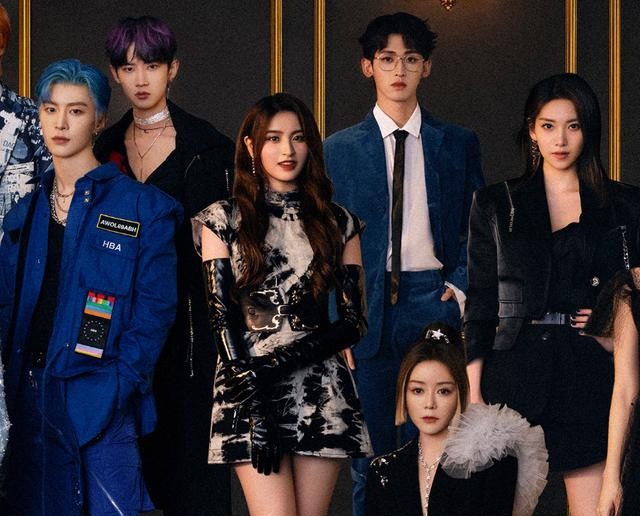 乐华家族全家福曝光,孟美岐站位太有排面,金子涵得用放大镜去找