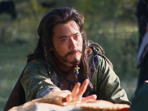 义渠君死在芈月面前,芈月悲痛欲绝晕倒在地,一头黑发变白发!