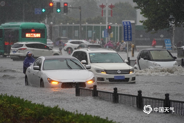 六问河南特大暴雨：这里为何成为全国强降雨中心？休闲区蓝鸢梦想 - Www.slyday.coM