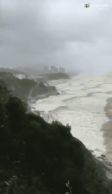 海陵岛的风浪。（来源：@阳江天气）