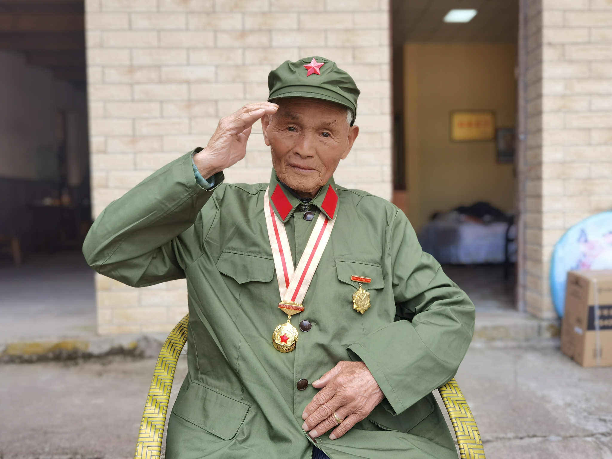 听百岁老红军忆往昔 温州启动关爱失散老红军系列活动