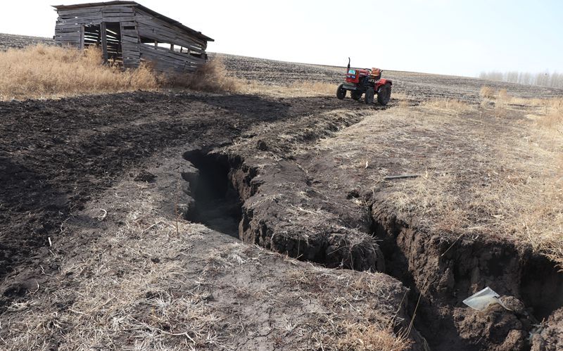 黑土地侵蚀沟50年平均发育速率达每年1.5至2.5米