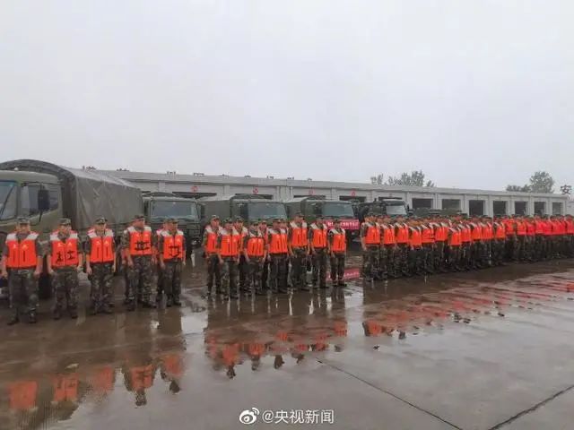 郑州遭罕见暴雨，中原火箭军出动！富士康：郑州厂区目前运营正常休闲区蓝鸢梦想 - Www.slyday.coM
