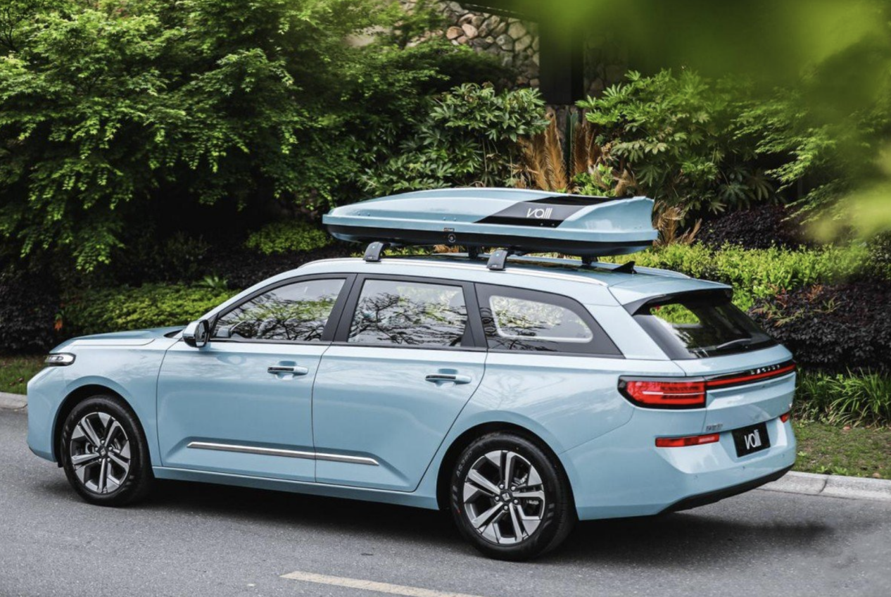 给你10万,你会买一台国产旅行车valli吗?