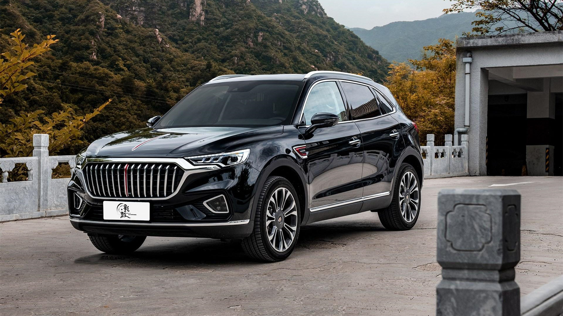 红旗hs5家用合适吗?空间大吗?