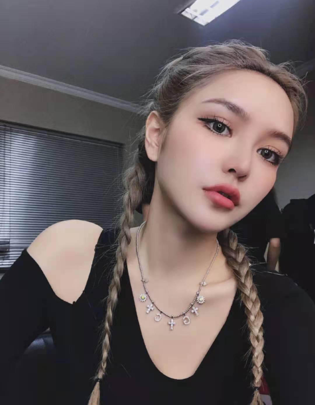 网红驰援河南:辛巴捐两千万,薇娅李佳琦捐百万,李子柒被骂惨休闲区蓝鸢梦想 - Www.slyday.coM 网红驰援河南:辛巴捐两千万,薇娅李佳琦捐百万,李子柒被骂惨休闲区蓝鸢梦想 - Www.slyday.coM