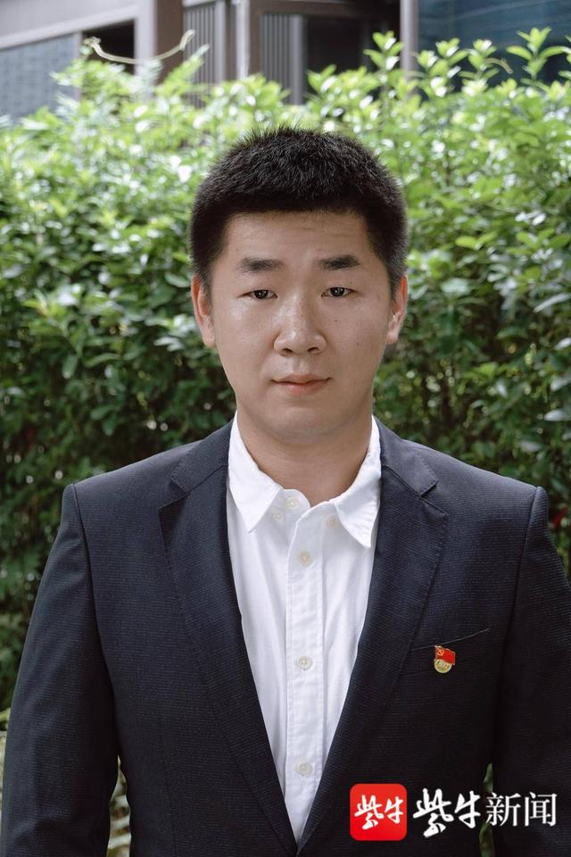 全省最美大学毕业生杨宽:用我的双手打造更多美丽乡村_新浪新闻