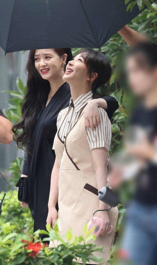 杨紫再扮邱莹莹和小雪网友感叹爷青回却再难超越自己