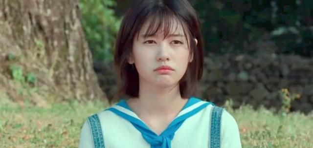 豆瓣评分7.2,韩国电影《爸爸是女儿》开始玩“父女身体互换梗”休闲区蓝鸢梦想 - Www.slyday.coM