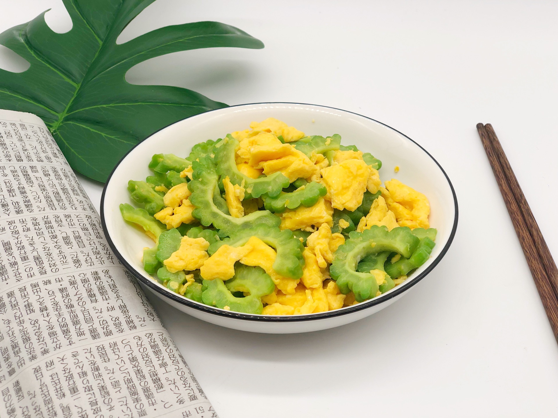 清淡营养的苦瓜炒蛋你有没有尝试过吃了一次保证让你回味无穷