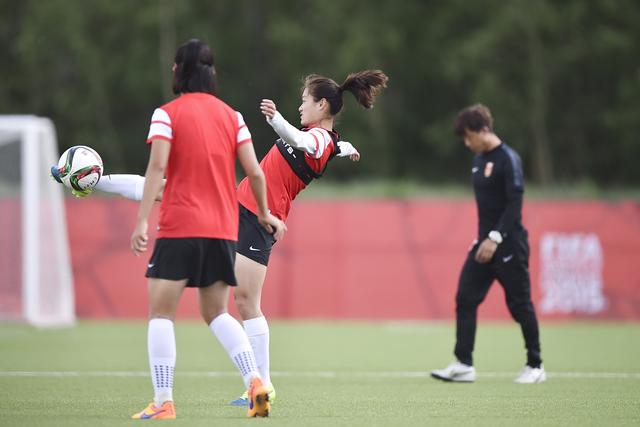 上海足协做出英明决策,球迷齐声点赞|唐佳丽|足协|中国女足_新浪新闻