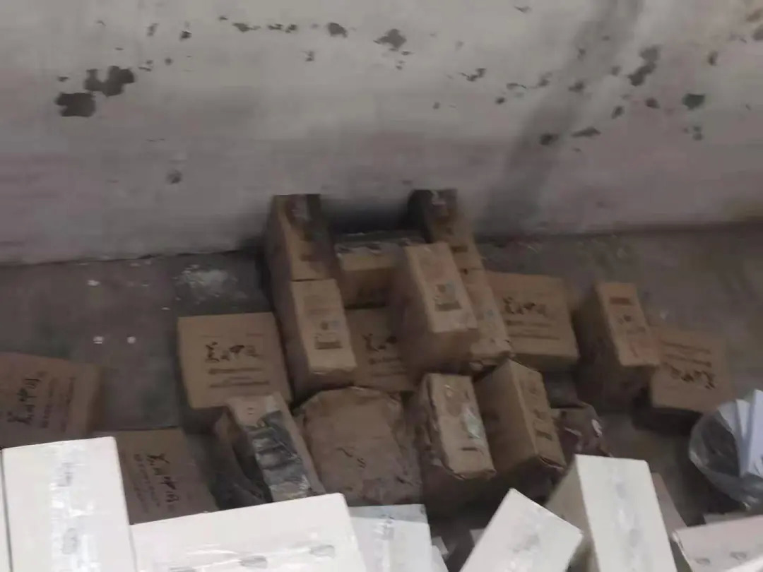 暴雨下的郑州酒商受灾不超过10有人3万箱货物被泡损失千万